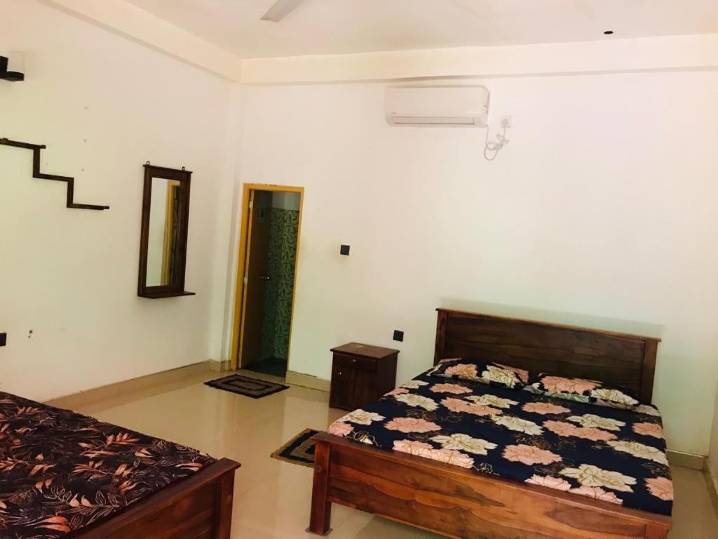 Punkalasa Tourist Lodge Anuradhapura Luaran gambar