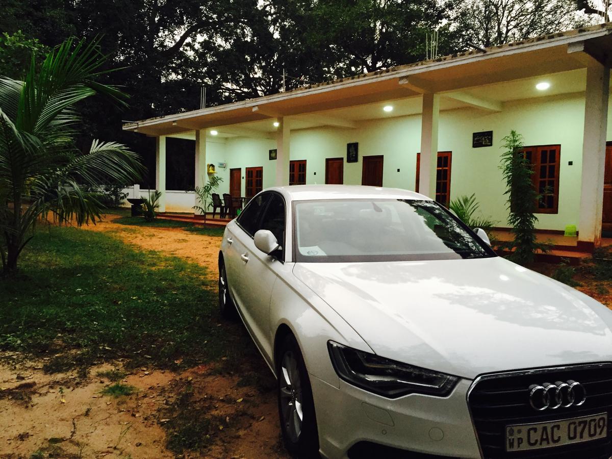 Punkalasa Tourist Lodge Anuradhapura Luaran gambar